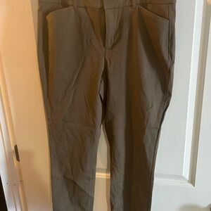 Old Navy Dark Brown Pixie Skinny Pants